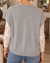 In Full Bloom 3D Floral Sweater Vest – Heather Gray